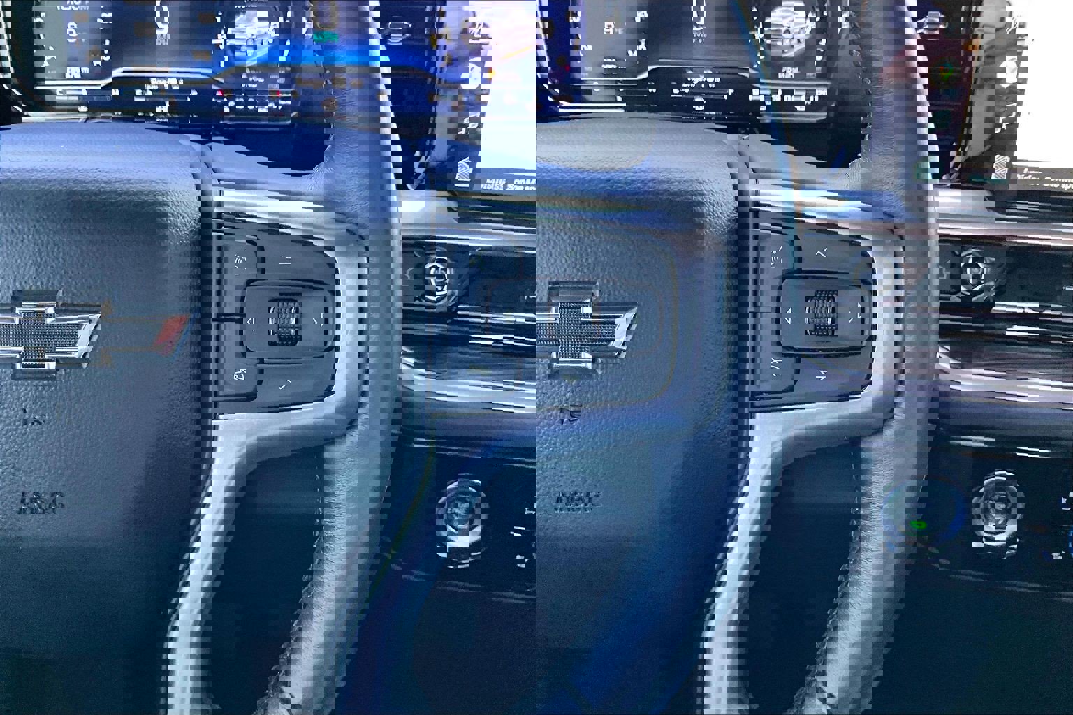 Used 2022 Chevrolet Silverado 1500 RST image 13