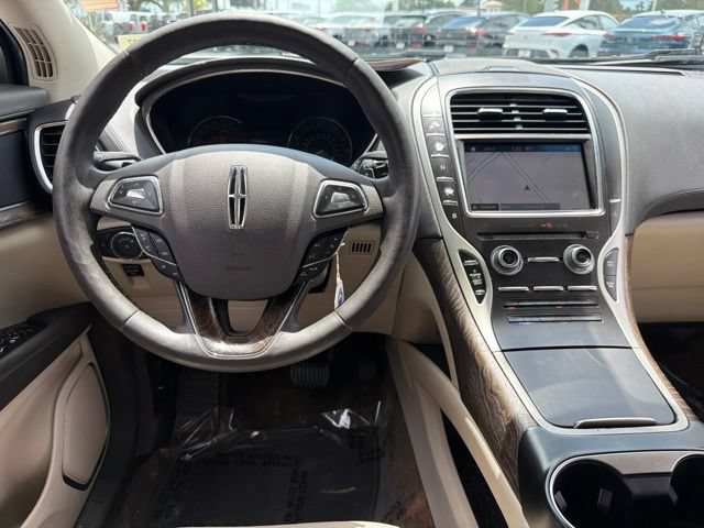 Used 2018 Lincoln MKX Reserve w/ Lincoln MKX Climate Package AWD/4WD image 16