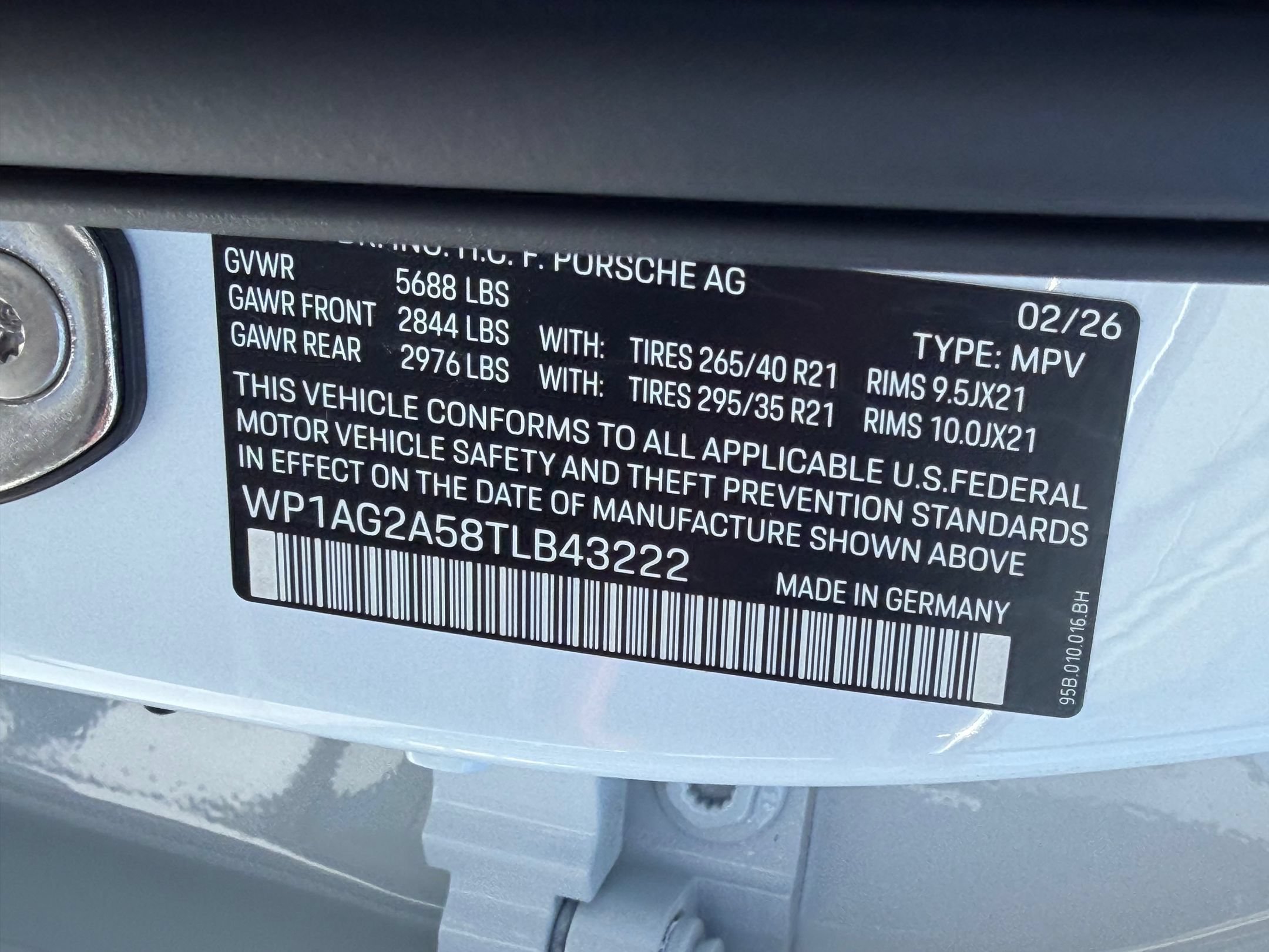 New 2026 Porsche Macan S AWD/4WD image 23