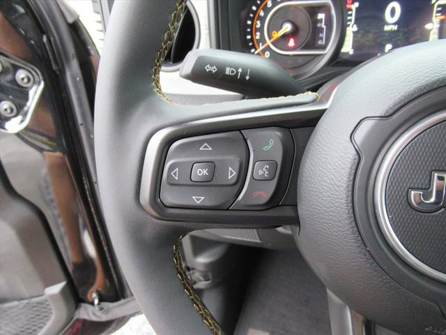 Used 2024 Jeep Gladiator Sport image 19