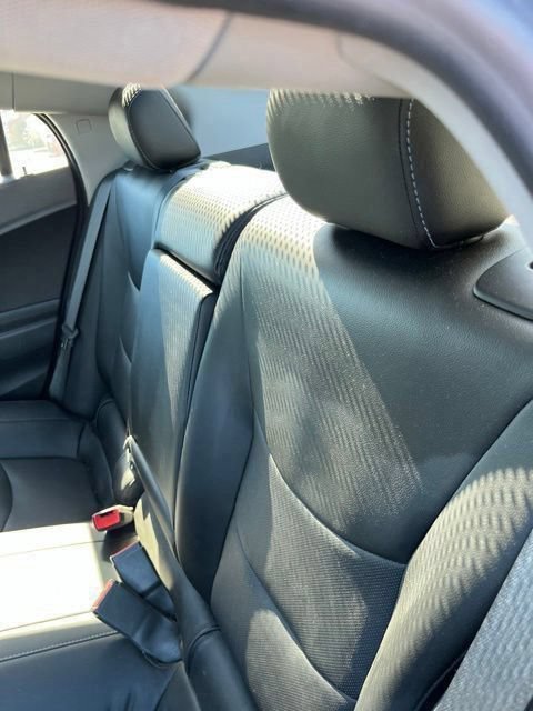 Used 2018 Chevrolet Volt Premier w/ Driver Confidence Package FWD image 9