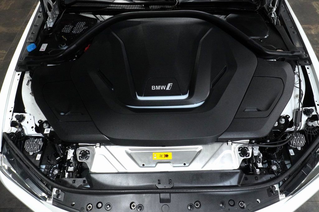 Certified 2024 BMW i4 xDrive40i w/ Premium Package image 9