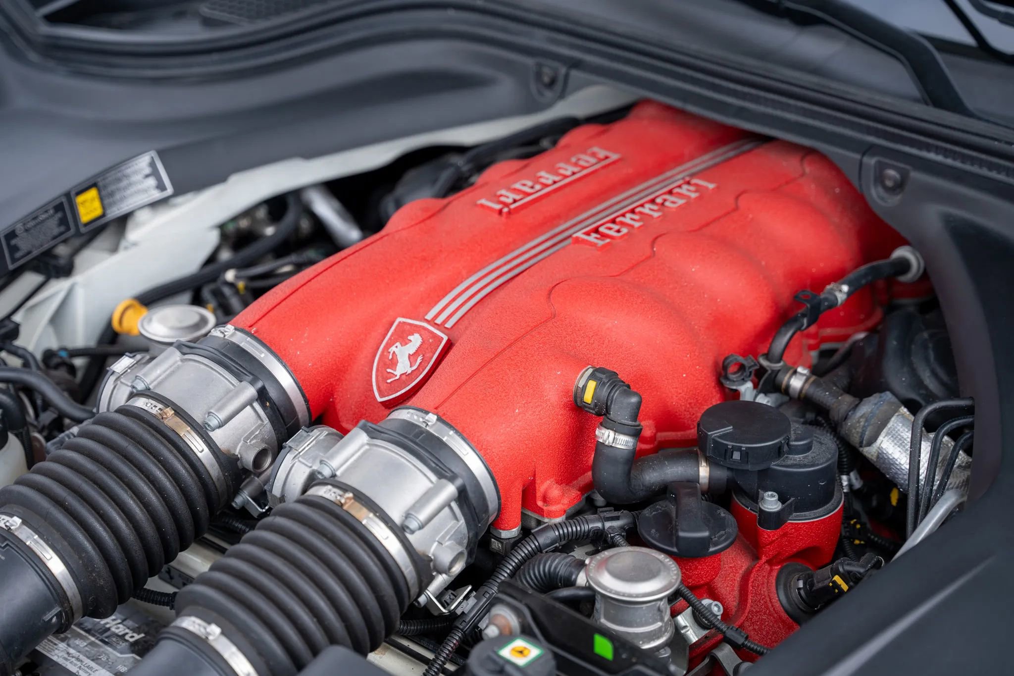 Used 2014 Ferrari California image 26