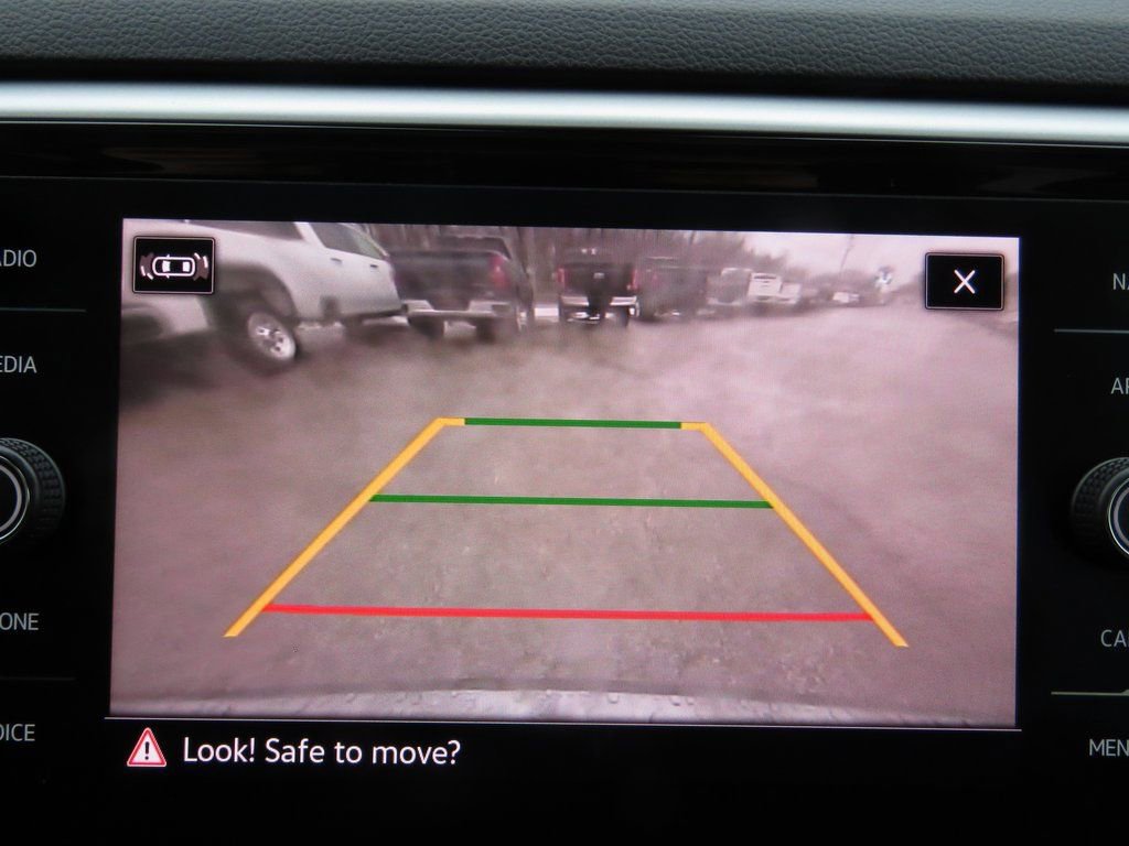 Used 2021 Volkswagen Atlas SEL image 26