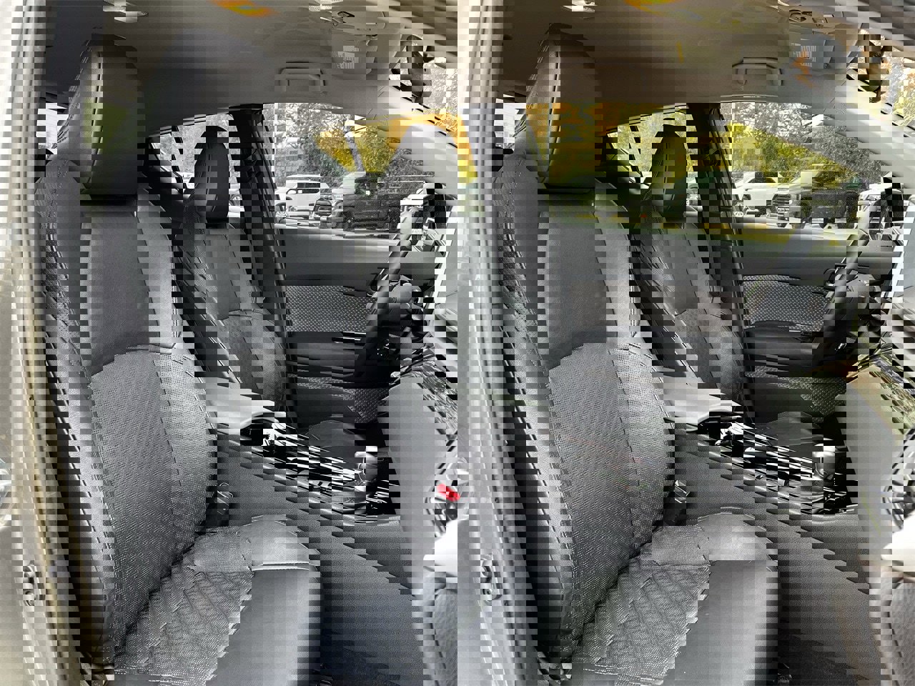 Used 2021 Toyota C-HR Limited image 24