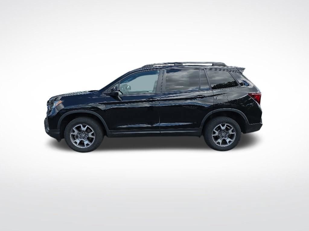 Used 2023 Honda Passport TrailSport image 4