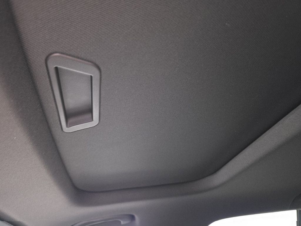 New 2026 Chevrolet Trax RS image 25