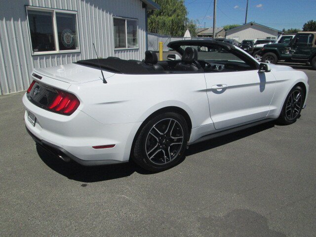 Used 2023 Ford Mustang Premium RWD image 6