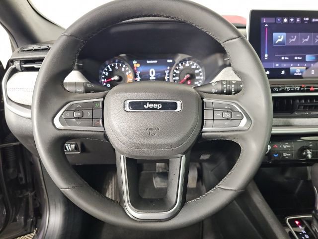 Certified 2024 Jeep Compass Latitude image 14