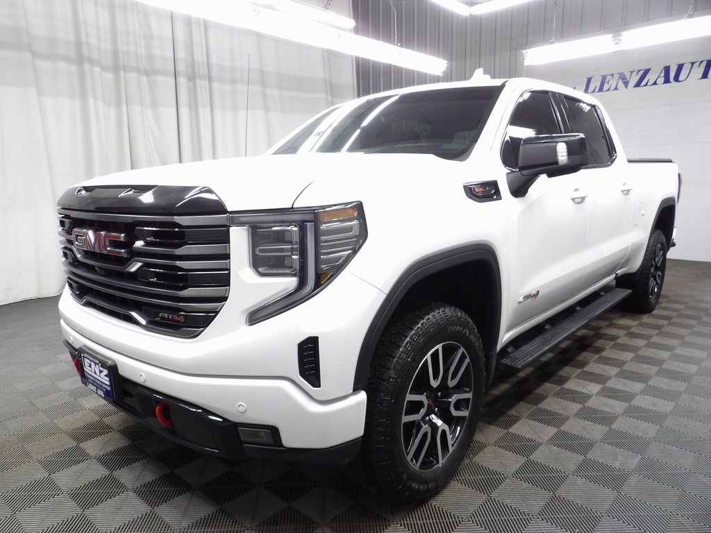 Used 2025 GMC Sierra 1500 AT4 w/ Technology Package image 6