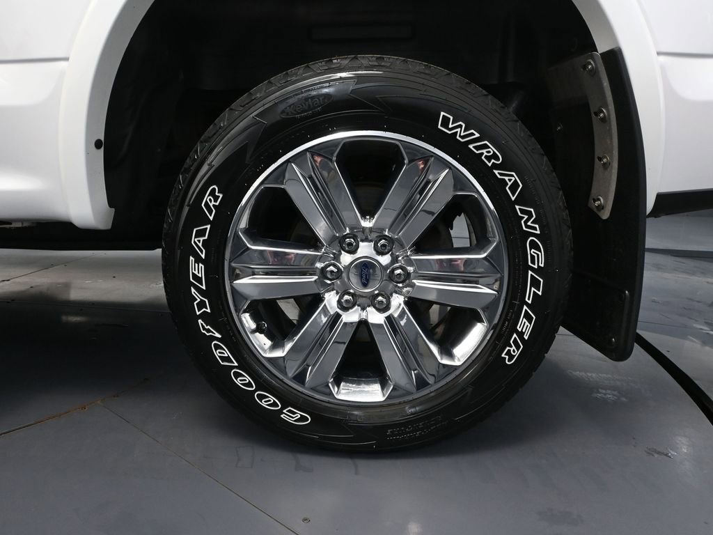 Used 2019 Ford F150 Lariat w/ Equipment Group 502A Luxury image 16