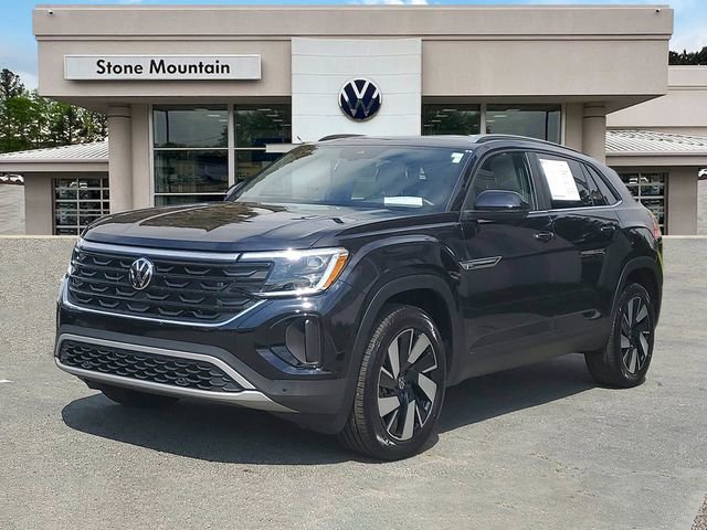 Certified 2025 Volkswagen Atlas Cross Sport SE w/ Panoramic Sunroof Package image 1