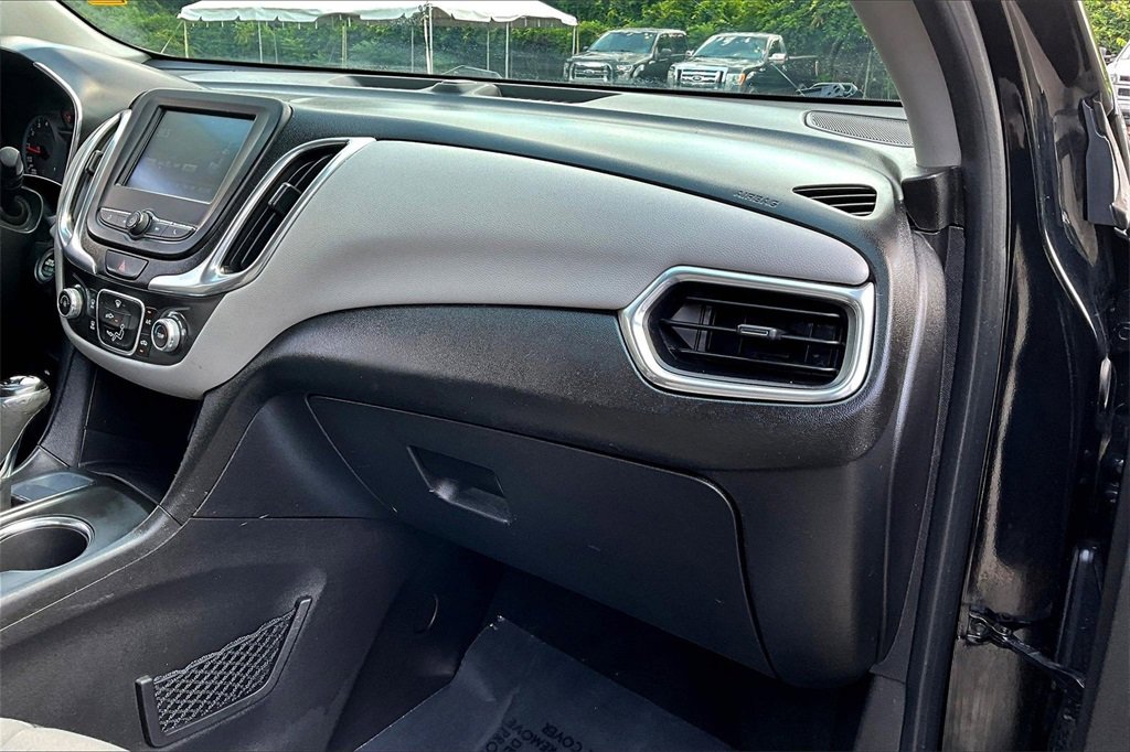 Certified 2018 Chevrolet Equinox LS image 24