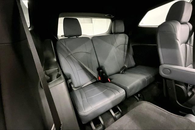 Used 2023 Buick Enclave Essence w/ Experience Buick Package AWD/4WD image 32