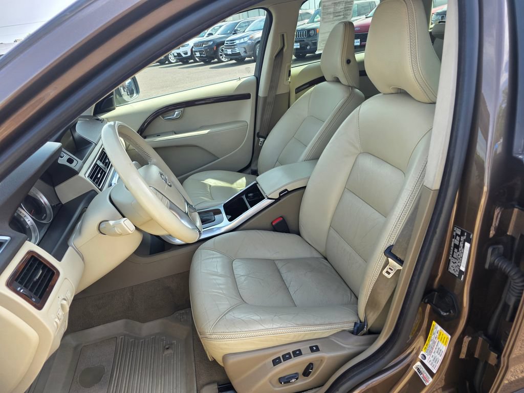 Used 2013 Volvo XC70 T6 AWD/4WD image 4