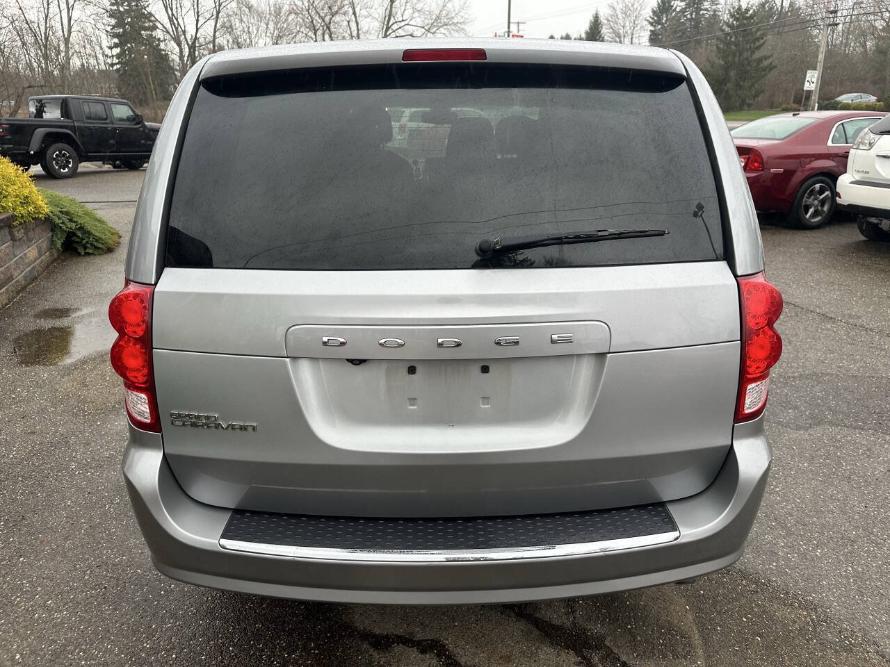 Used 2019 Dodge Grand Caravan SE FWD image 5