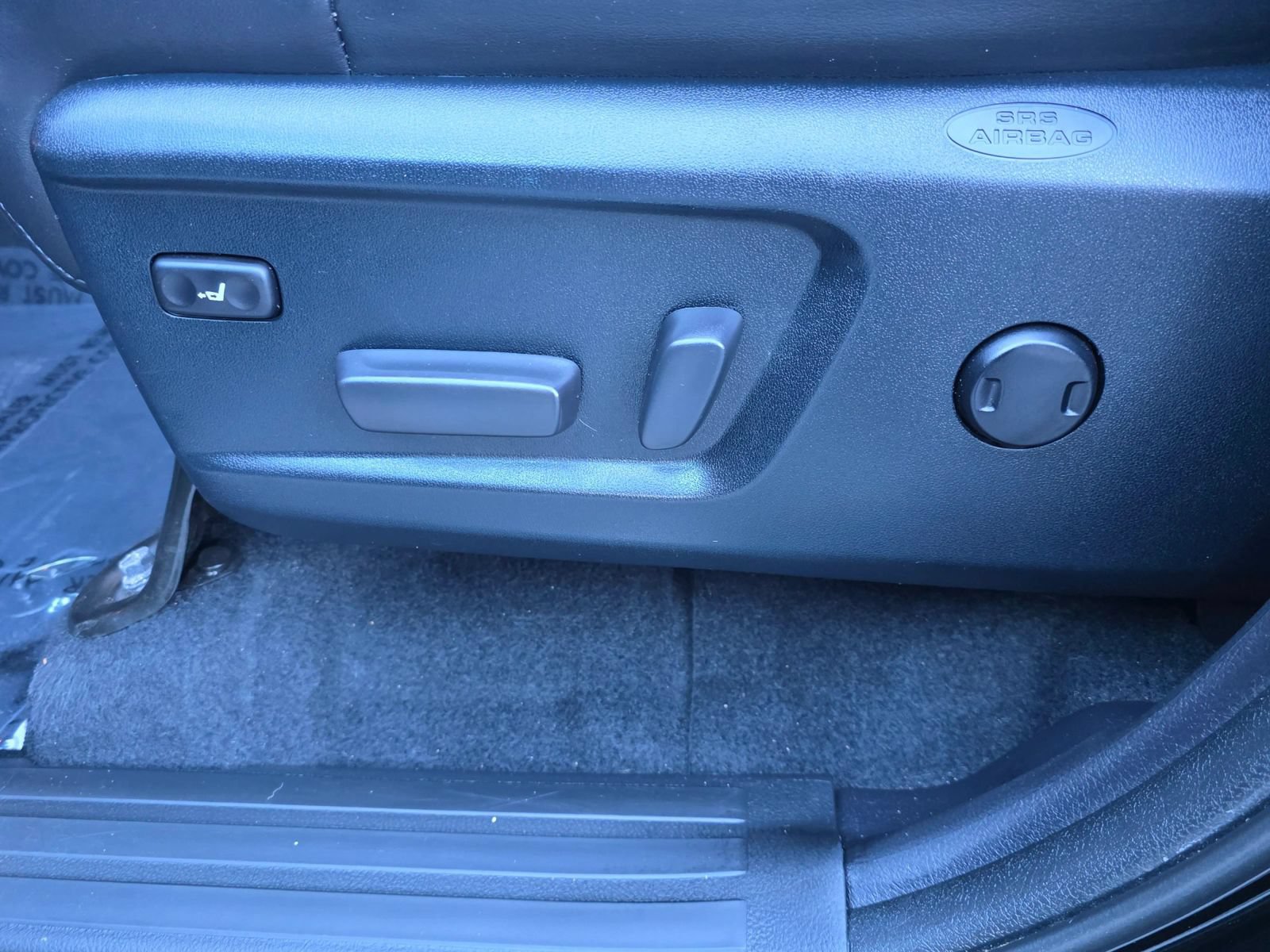 Used 2018 Toyota Tundra Platinum AWD/4WD image 12