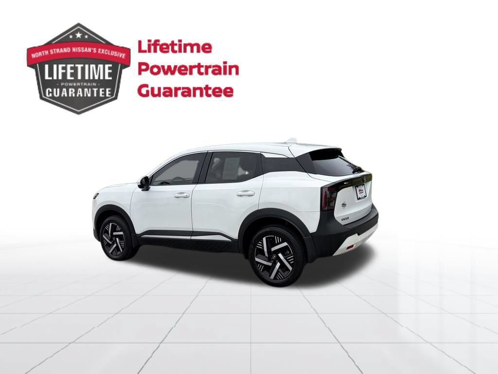 Certified 2025 Nissan Kicks SV w/ Illumination Package FWD image 3