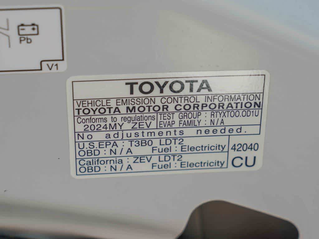 Used 2024 Subaru Solterra AWD/4WD image 24
