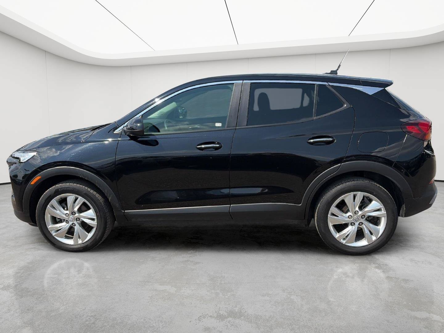 Certified 2024 Buick Encore GX Preferred w/ Comfort Package AWD/4WD image 4