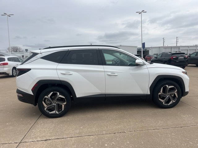 Used 2023 Hyundai Tucson Limited image 3