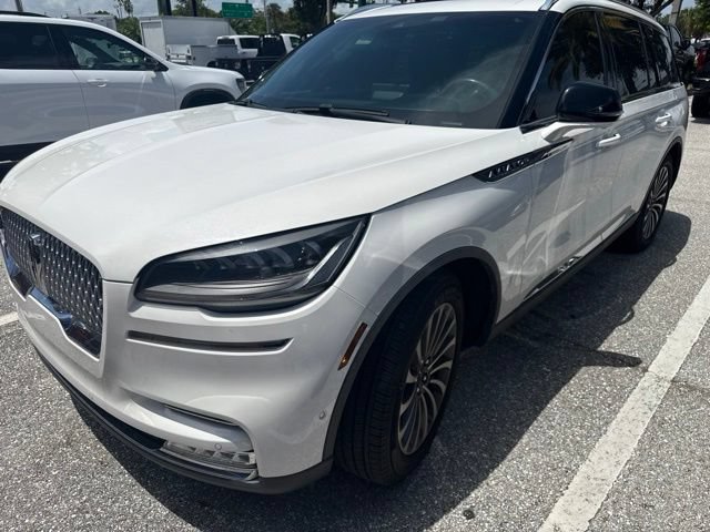 Used 2021 Lincoln Aviator Reserve w/ Class IV Trailer Tow Package RWD image 1