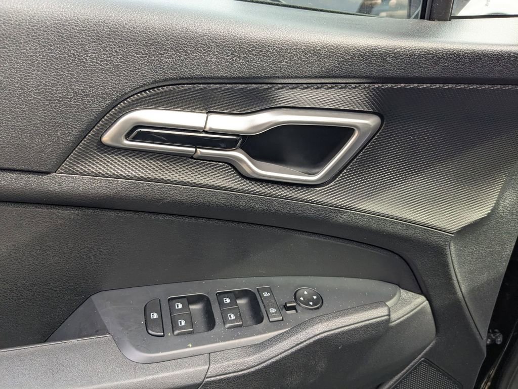 Used 2024 Kia Sportage LX image 20