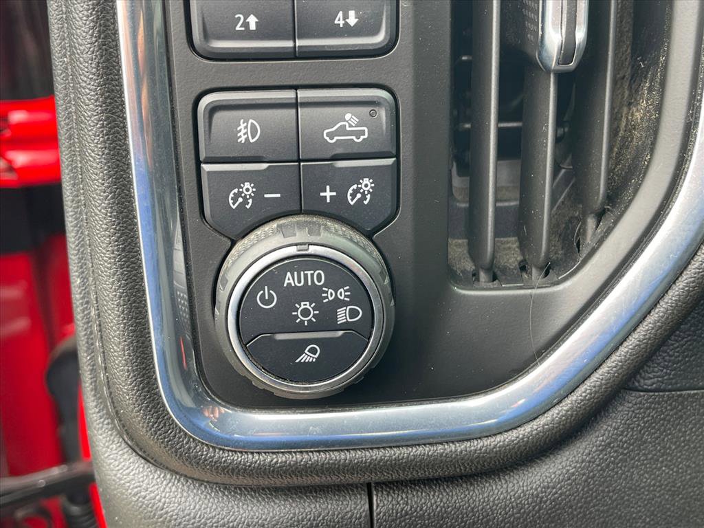 Used 2022 Chevrolet Silverado 2500 LTZ w/ LTZ Plus Package image 9