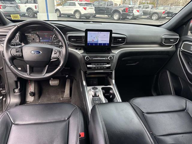 Used 2020 Ford Explorer XLT w/ Equipment Group 202A image 32