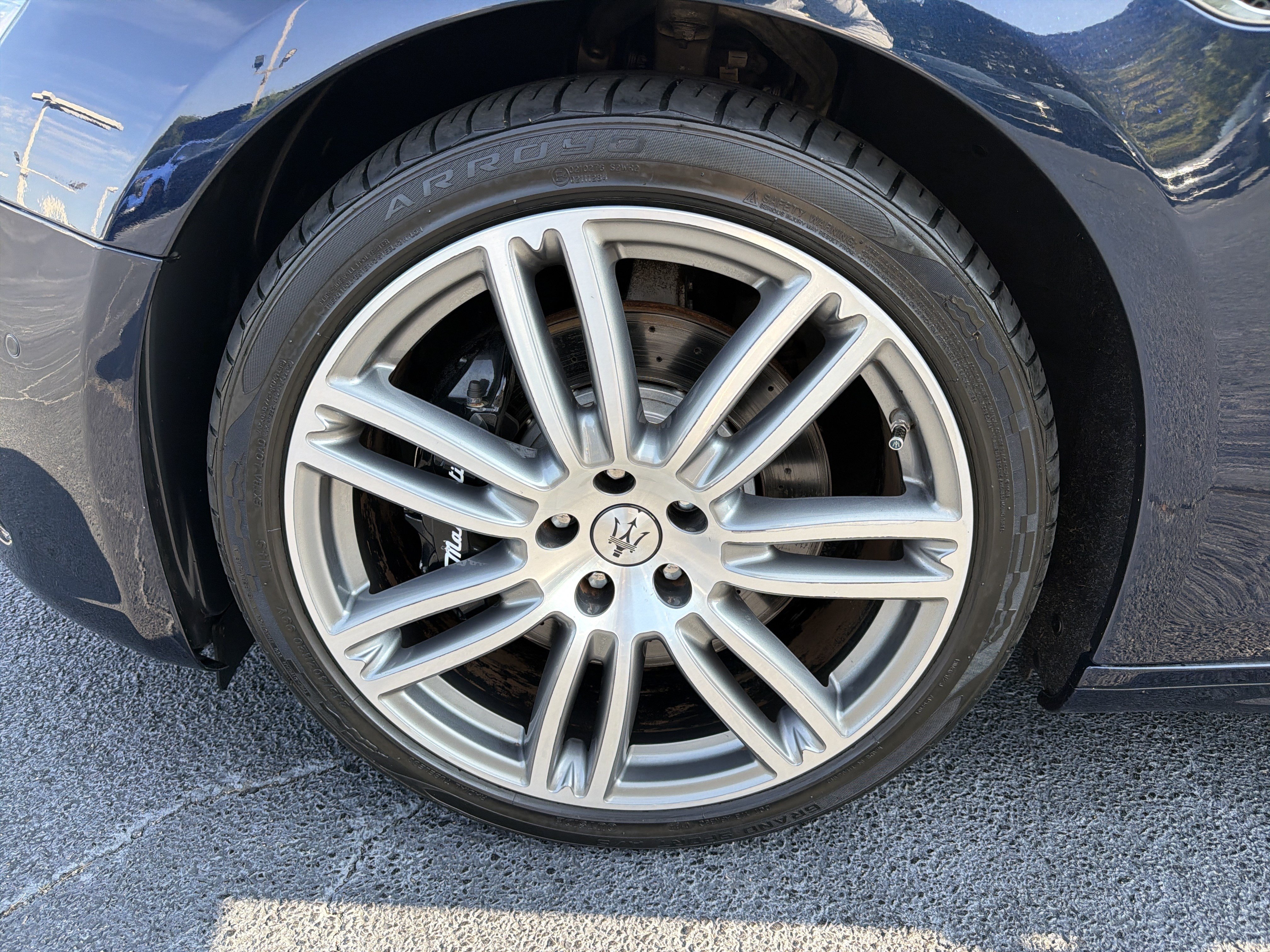 Used 2022 Maserati Ghibli Modena RWD image 29