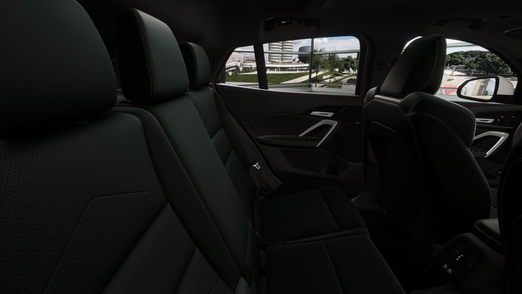 New 2026 BMW X2 xDrive28i w/ Technology Package image 12