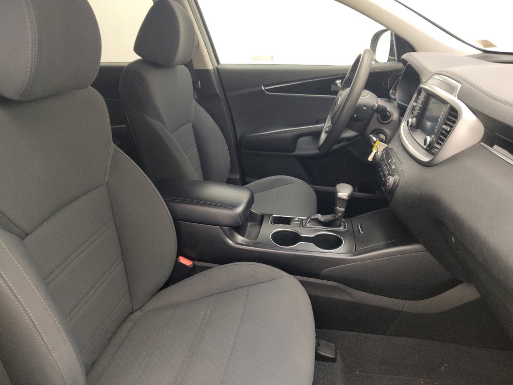 Used 2019 Kia Sorento FWD image 21