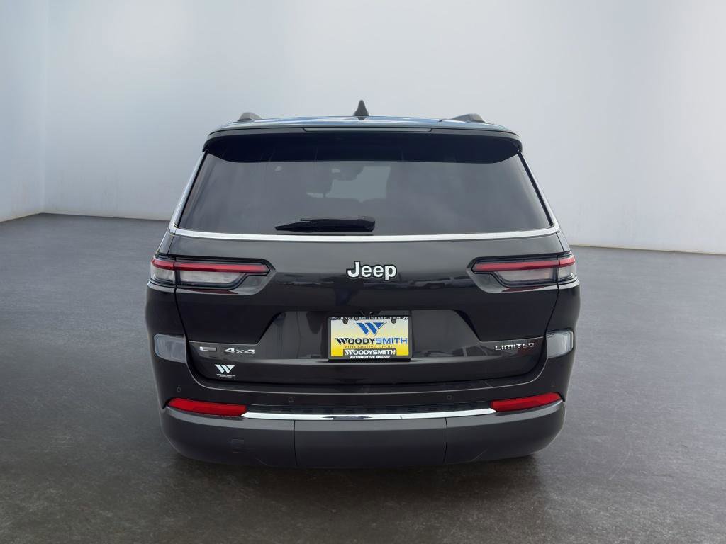 Used 2022 Jeep Grand Cherokee L Limited AWD/4WD image 4