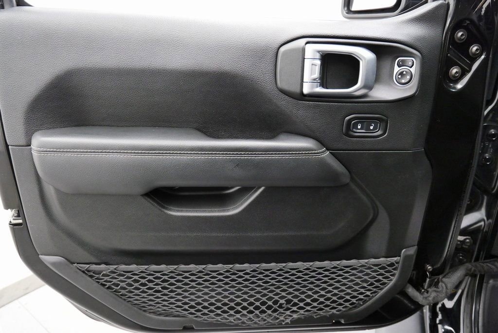 Used 2020 Jeep Wrangler Unlimited Sahara w/ Dual Top Group image 13