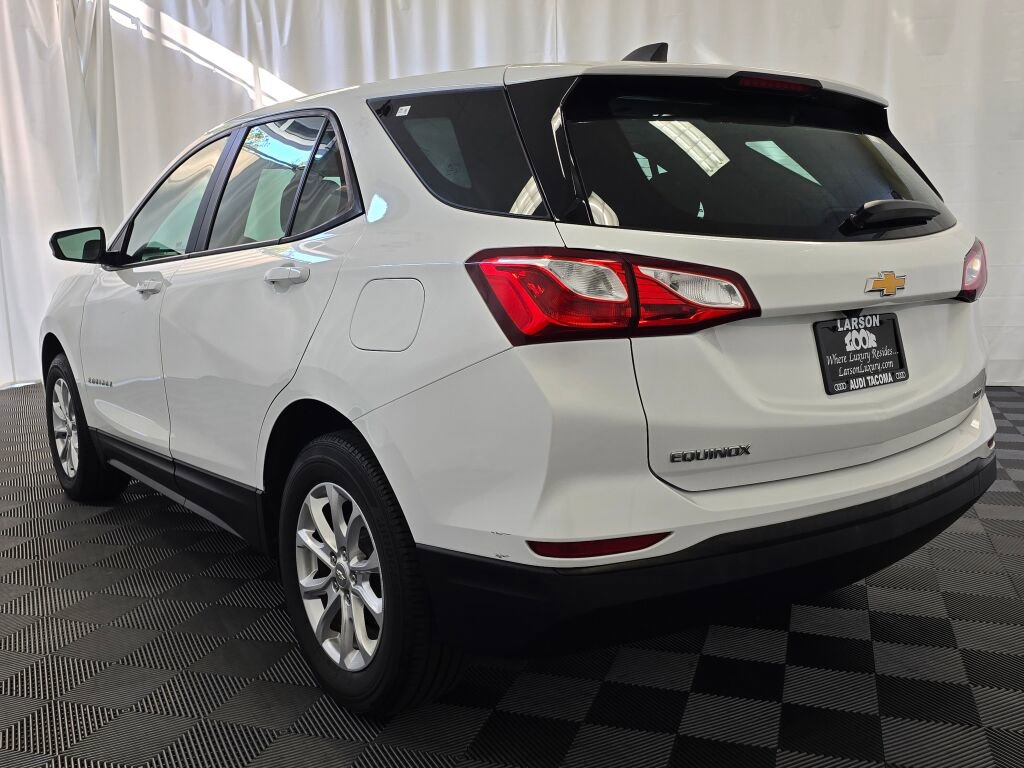 Used 2020 Chevrolet Equinox LS image 4