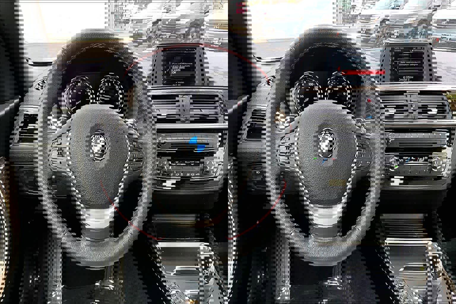 Used 2018 BMW 230i Convertible image 5