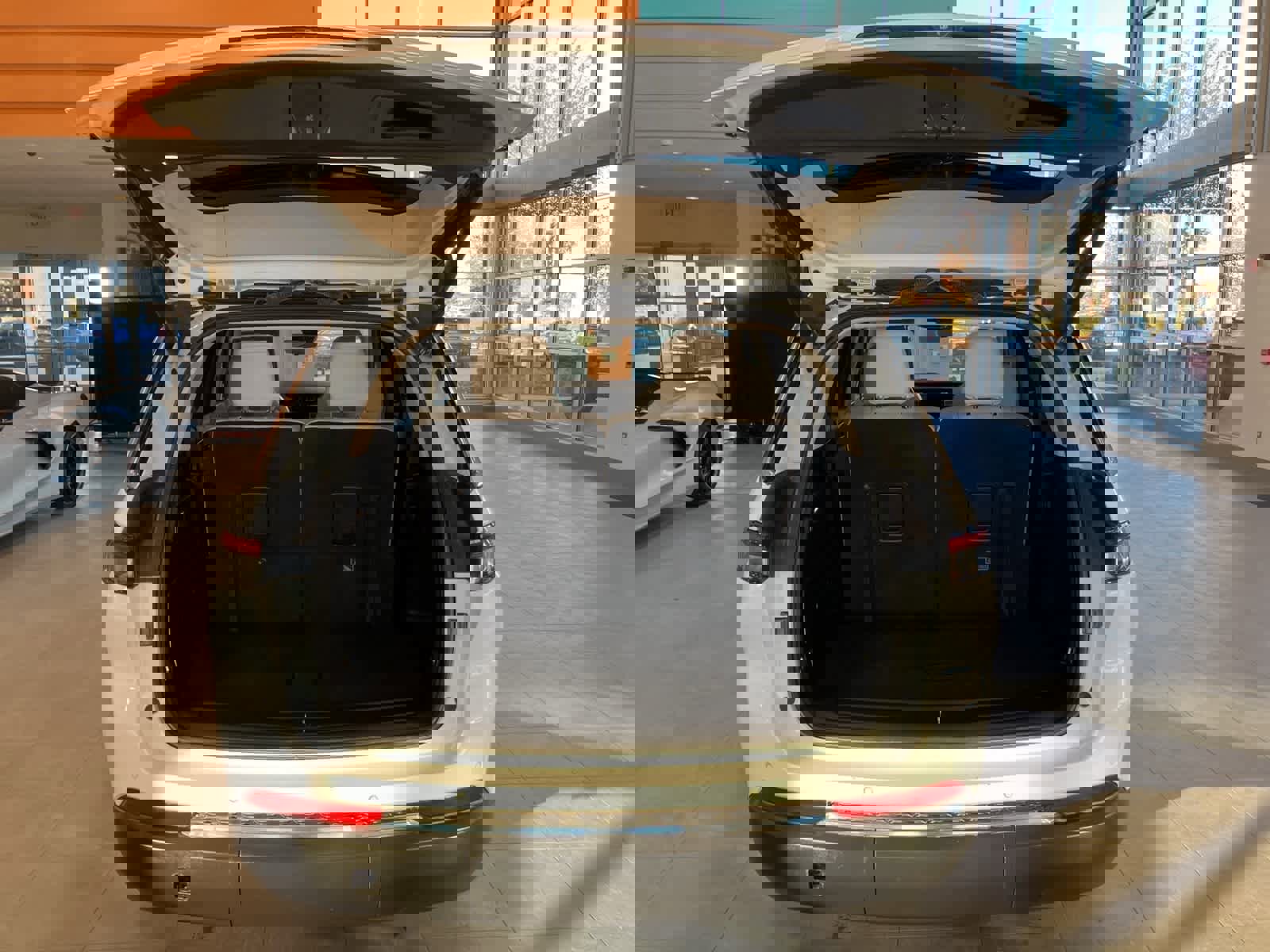 Used 2022 Jeep Grand Cherokee L Limited w/ Luxury Tech Group II image 31