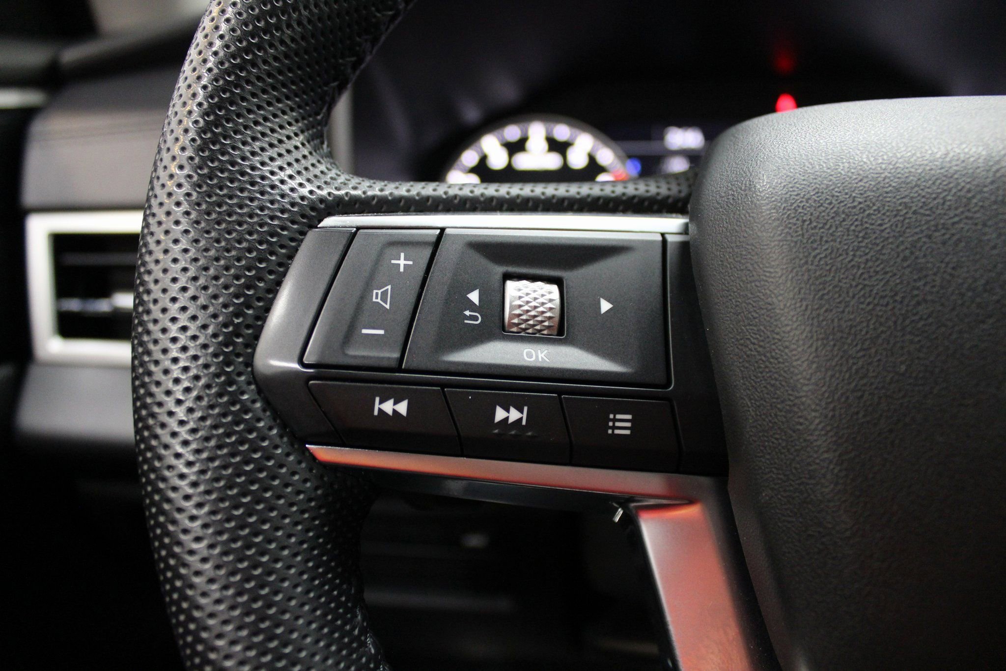 Used 2023 Mitsubishi Outlander SE image 31