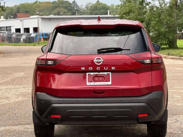 Used 2021 Nissan Rogue S FWD image 4