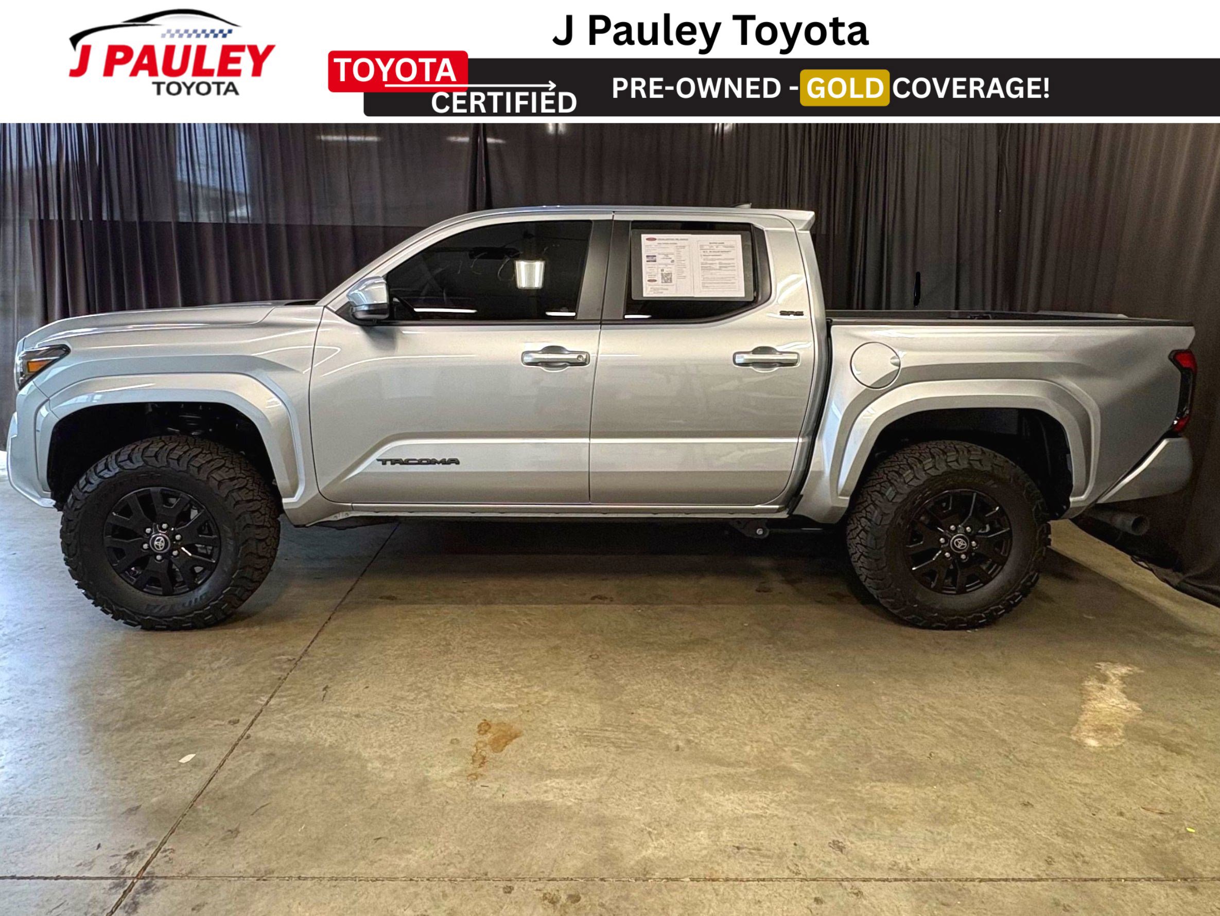 Used 2026 Toyota Tacoma SR5 AWD/4WD image 2