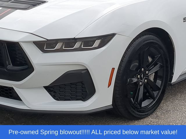 Used 2024 Ford Mustang GT RWD image 17