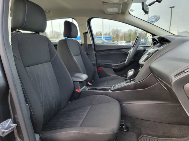 Certified 2017 Ford Focus SE image 23