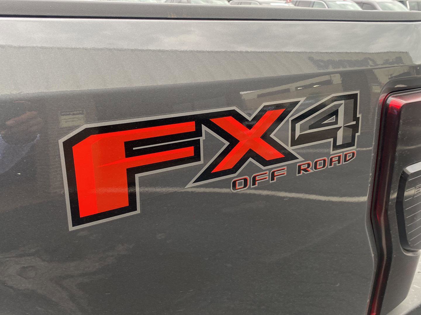 Used 2022 Ford F350 XLT w/ XLT Value Package AWD/4WD image 12