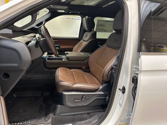 New 2026 Ford Expedition Max King Ranch image 8