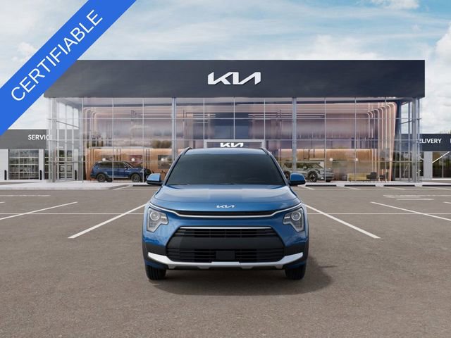 Certified 2025 Kia Niro EX image 2