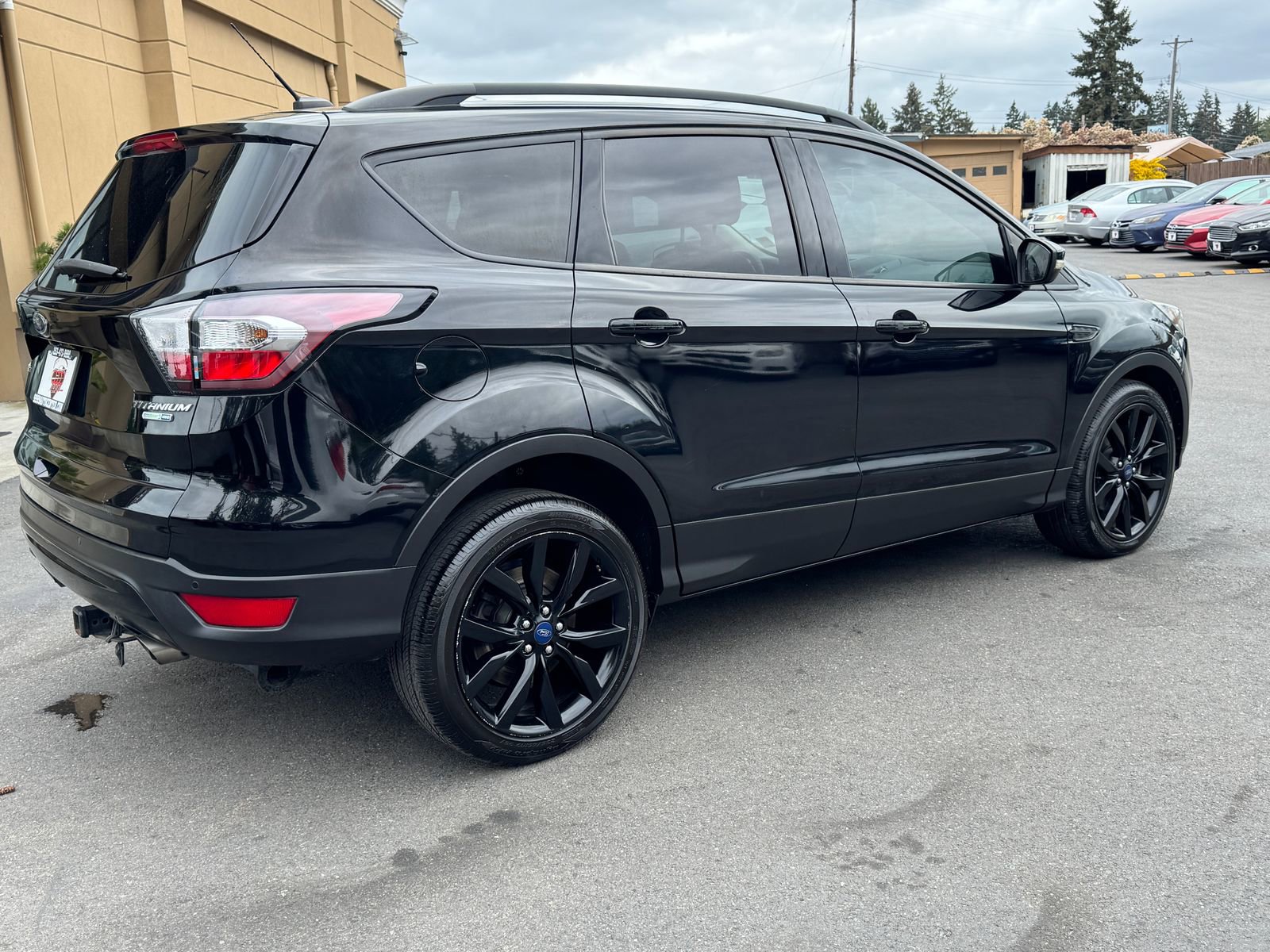 Used 2017 Ford Escape Titanium AWD/4WD image 7