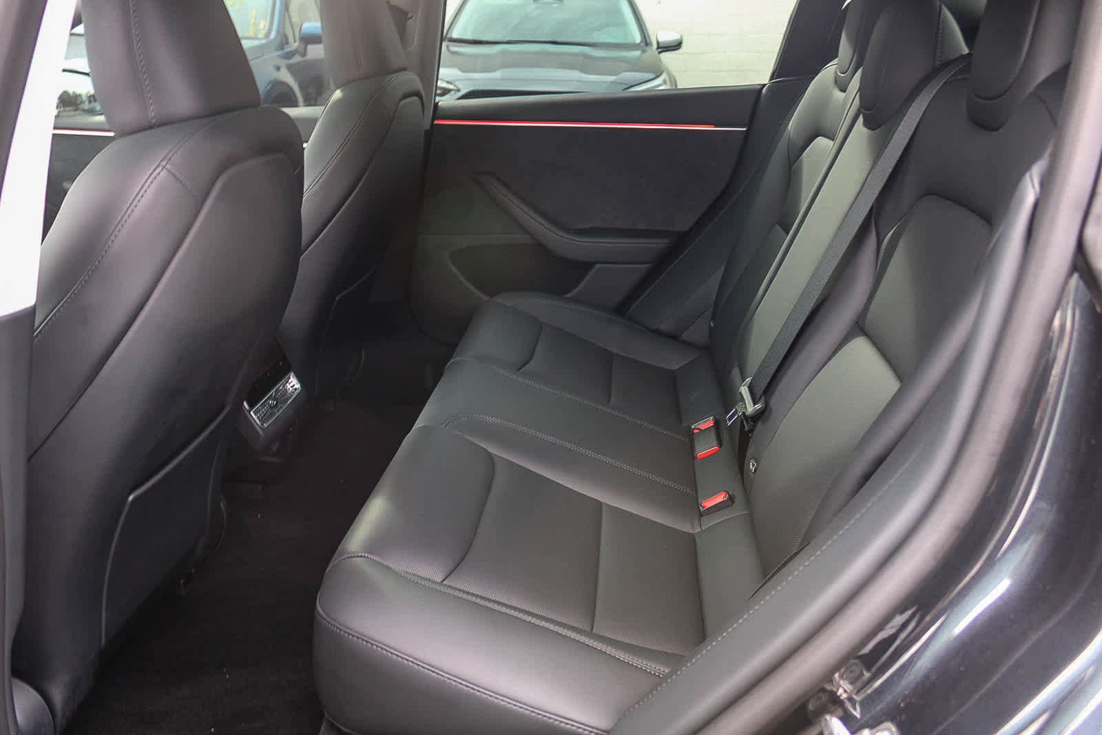 Used 2024 Tesla Model 3 Long Range image 17