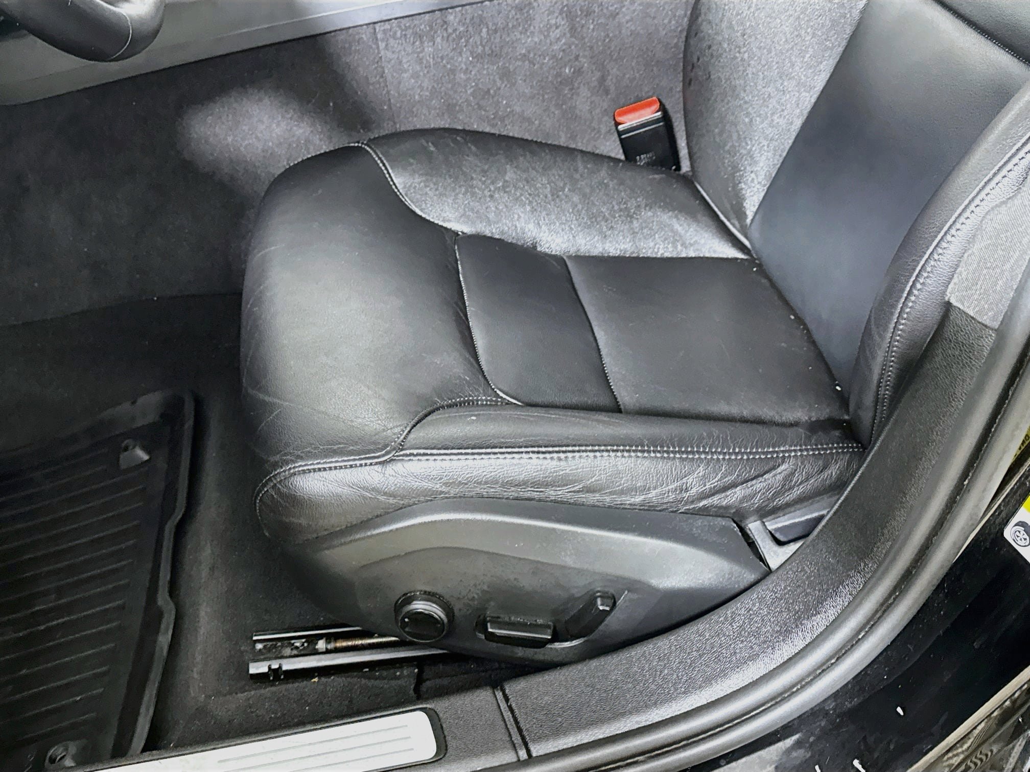 Used 2022 Volvo S60 B5 Momentum AWD/4WD image 18
