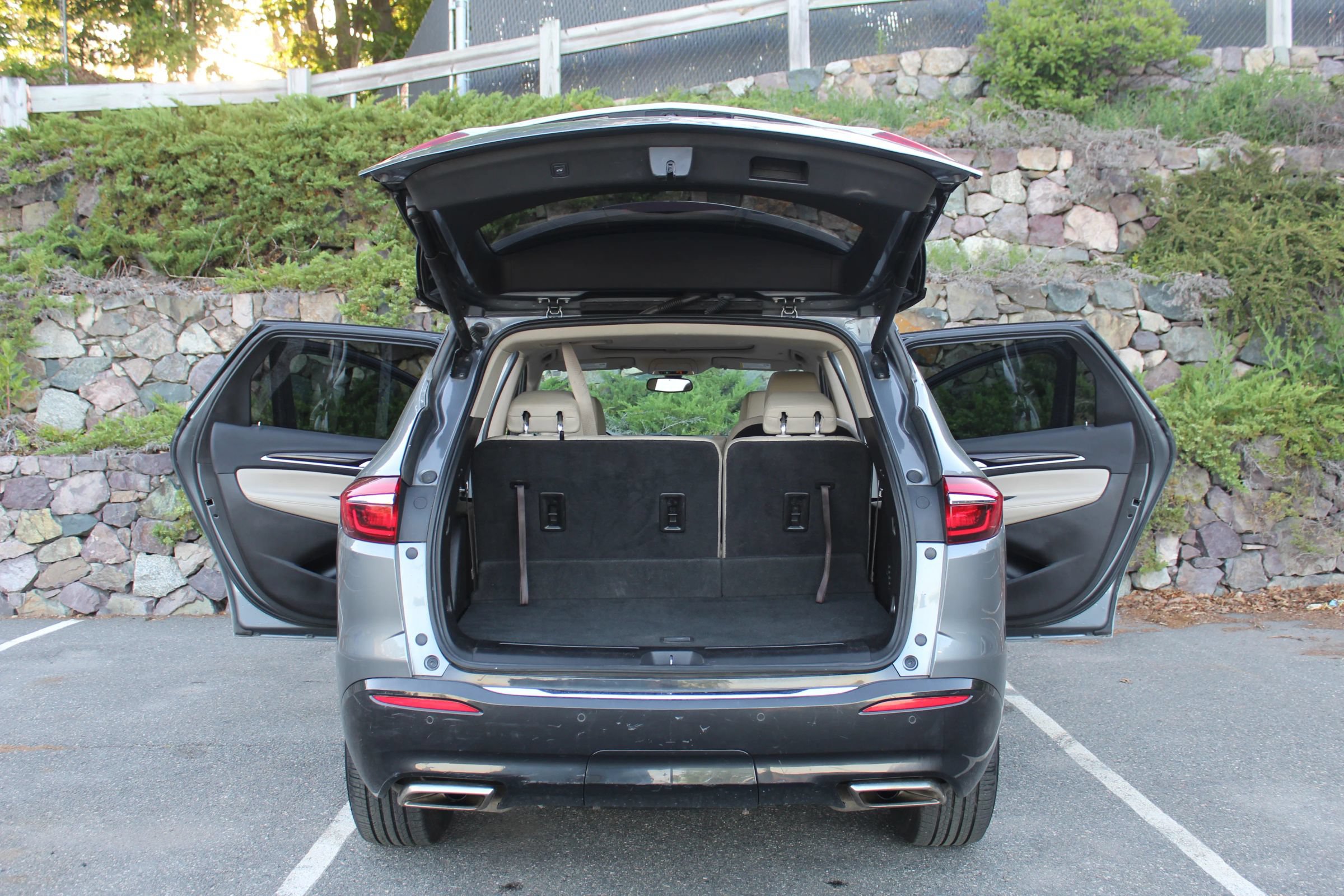 Used 2019 Buick Enclave Essence AWD/4WD image 10