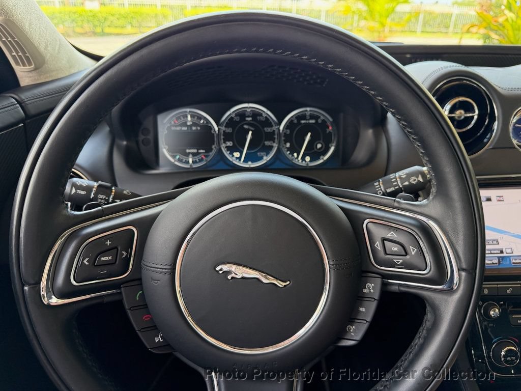 Used 2011 Jaguar XJ L RWD image 52